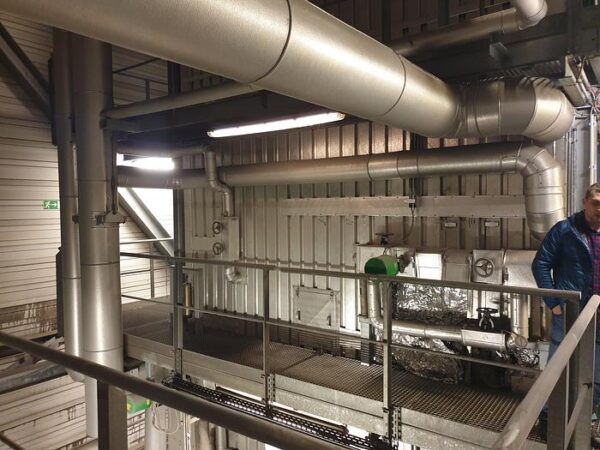 large-used-5-mw-biomass-fuelled-power-plant-used-50-hz-9-600x450